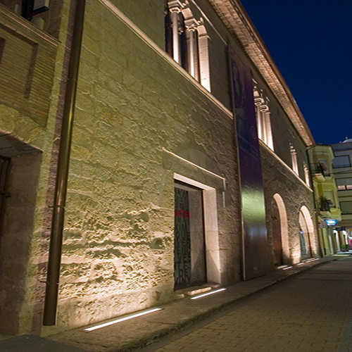 Đèn âm sàn Linear kiến tạo đường nét ánh sáng tinh tế cho mọi dự án