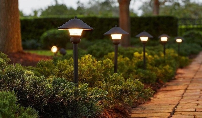 Kinh nghiệm chọn đèn LED cảnh quan cho sân vườn nhỏ