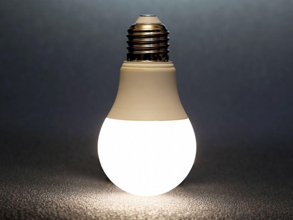 Vì sao đèn LED bị nóng khi hoạt động
