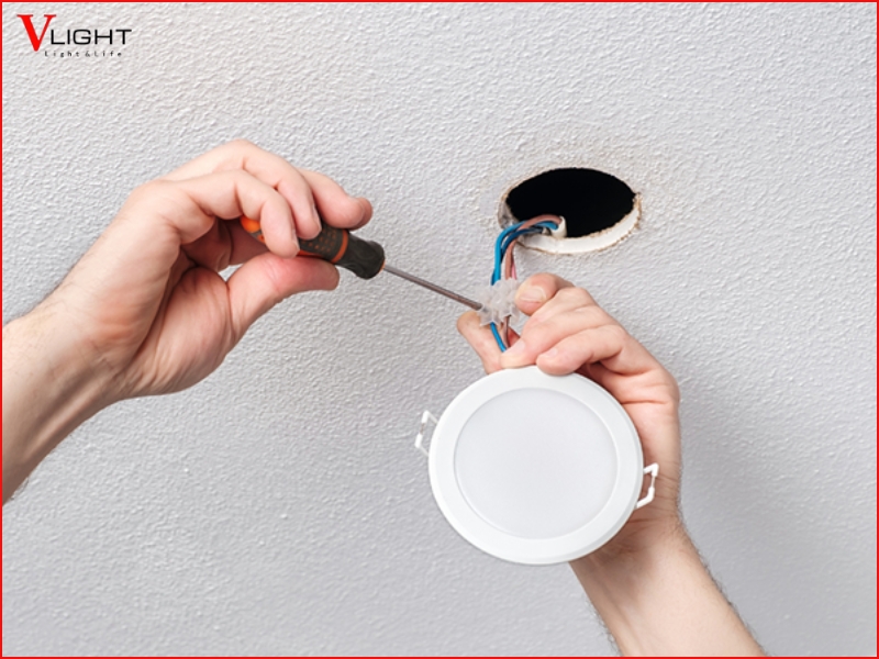Các bước lắp đặt đèn LED âm trần đúng kỹ thuật