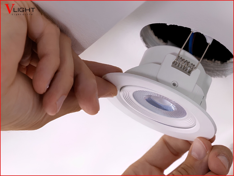 Các bước lắp đặt đèn LED chỉnh hướng đúng kỹ thuật