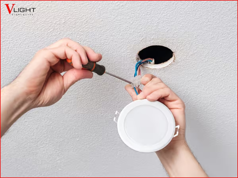 Cách xử lý và phòng tránh đèn LED âm trần bị nhấp nháy